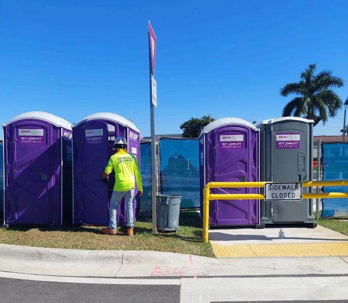Why Porta Potty Rentals Are a Must for Outdoor Gatherings