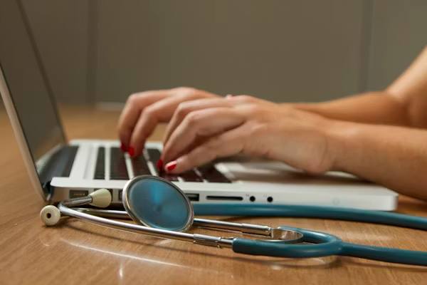 How Healthcare Practices Can Reduce Risk Through Structured Clinical Supervision